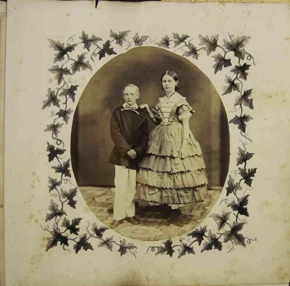 History of photo albums: Beautifully illustrated Victorian photo