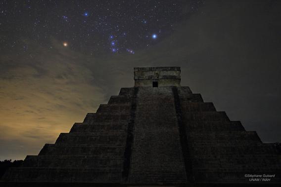Orion over the temple of Kukulkan