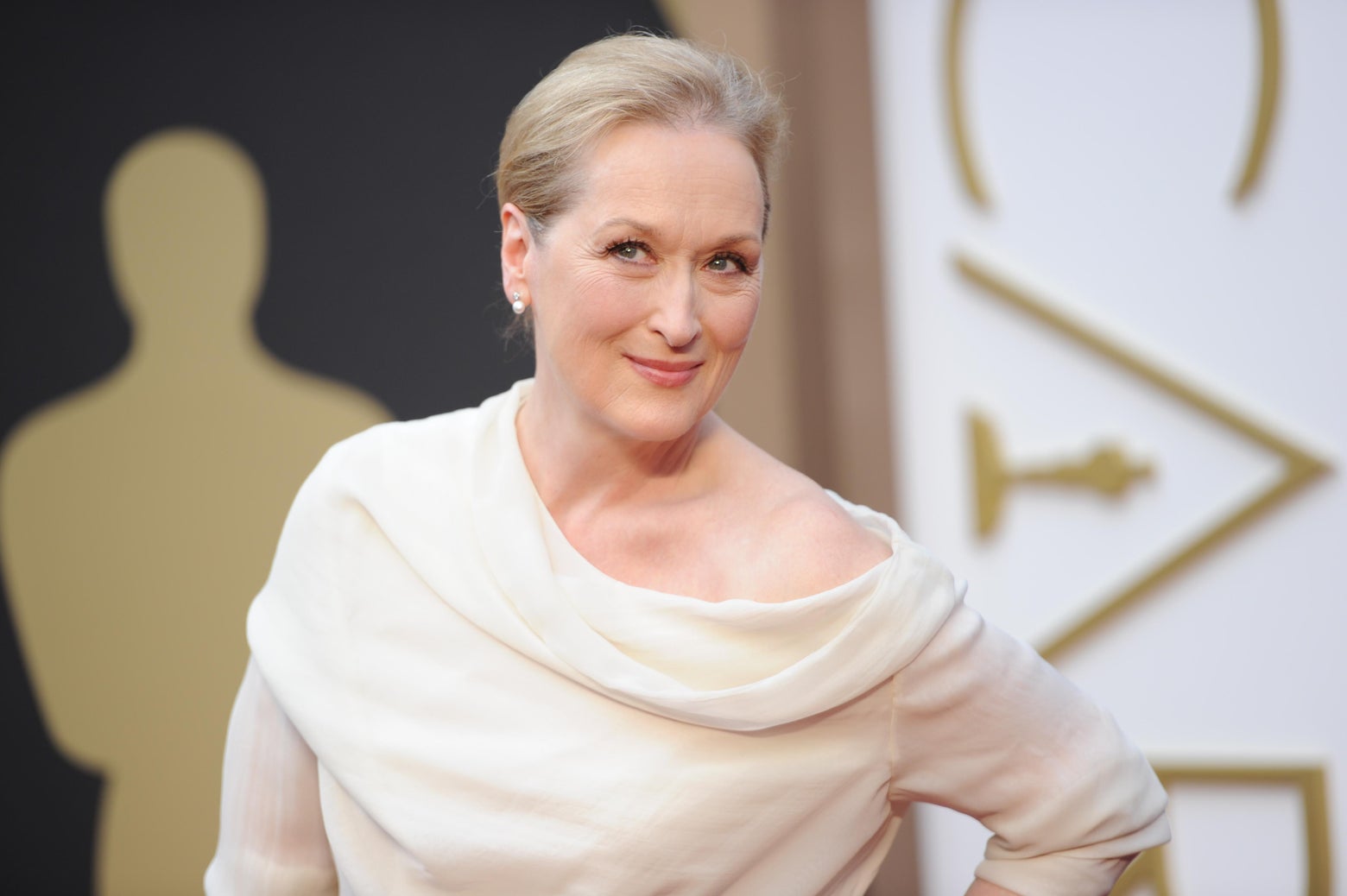 Meryl Streep and Jennifer Lopez react to Patricia Arquette's Oscar speech.