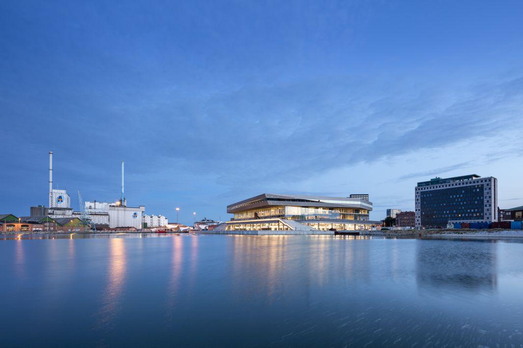 Schmidt Hammer Lassen Architects_Dokk1_harbor