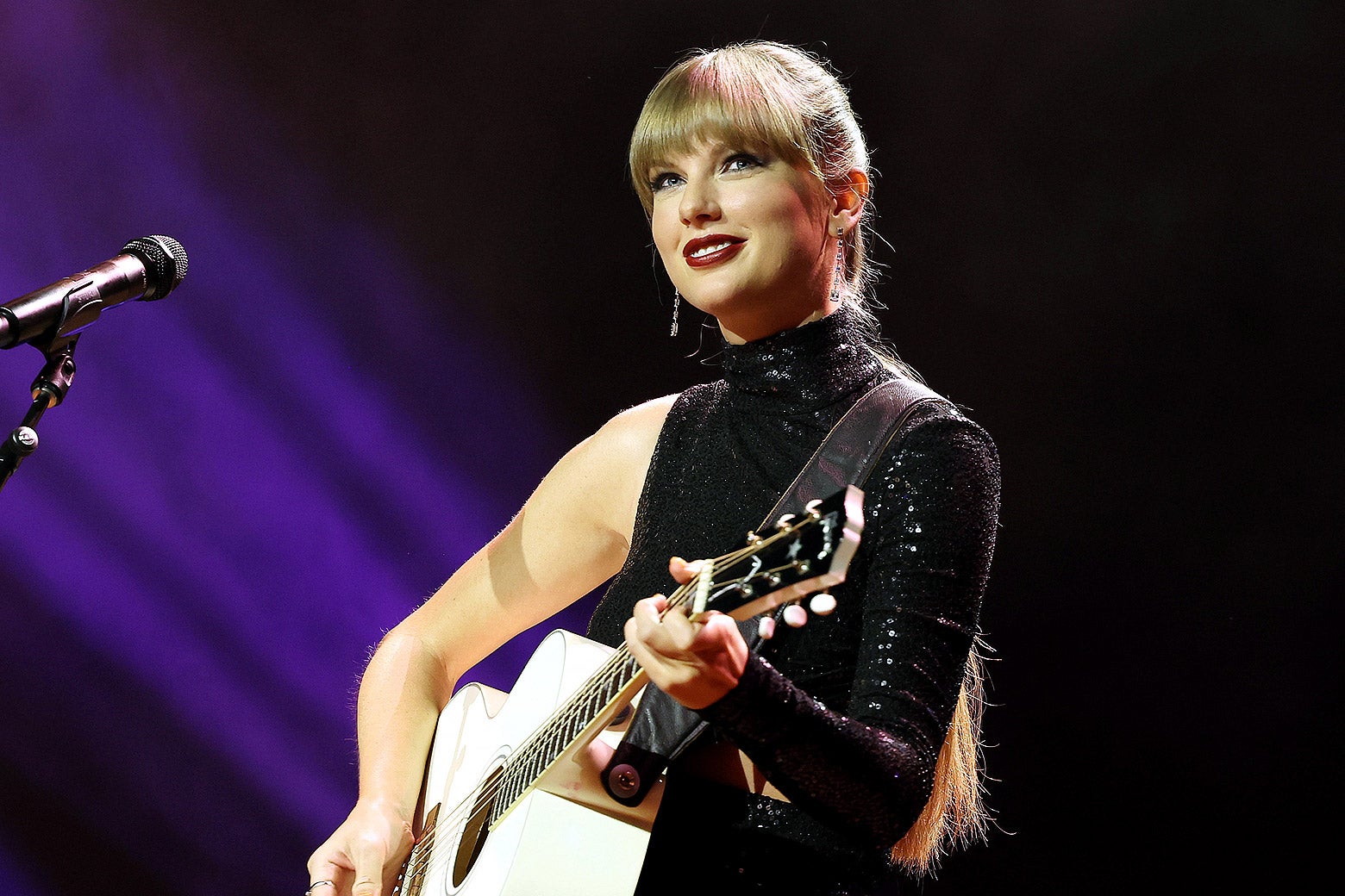 How Taylor Swift’s Midnights beat Drake and the Beatles’ Billboard Hot ...