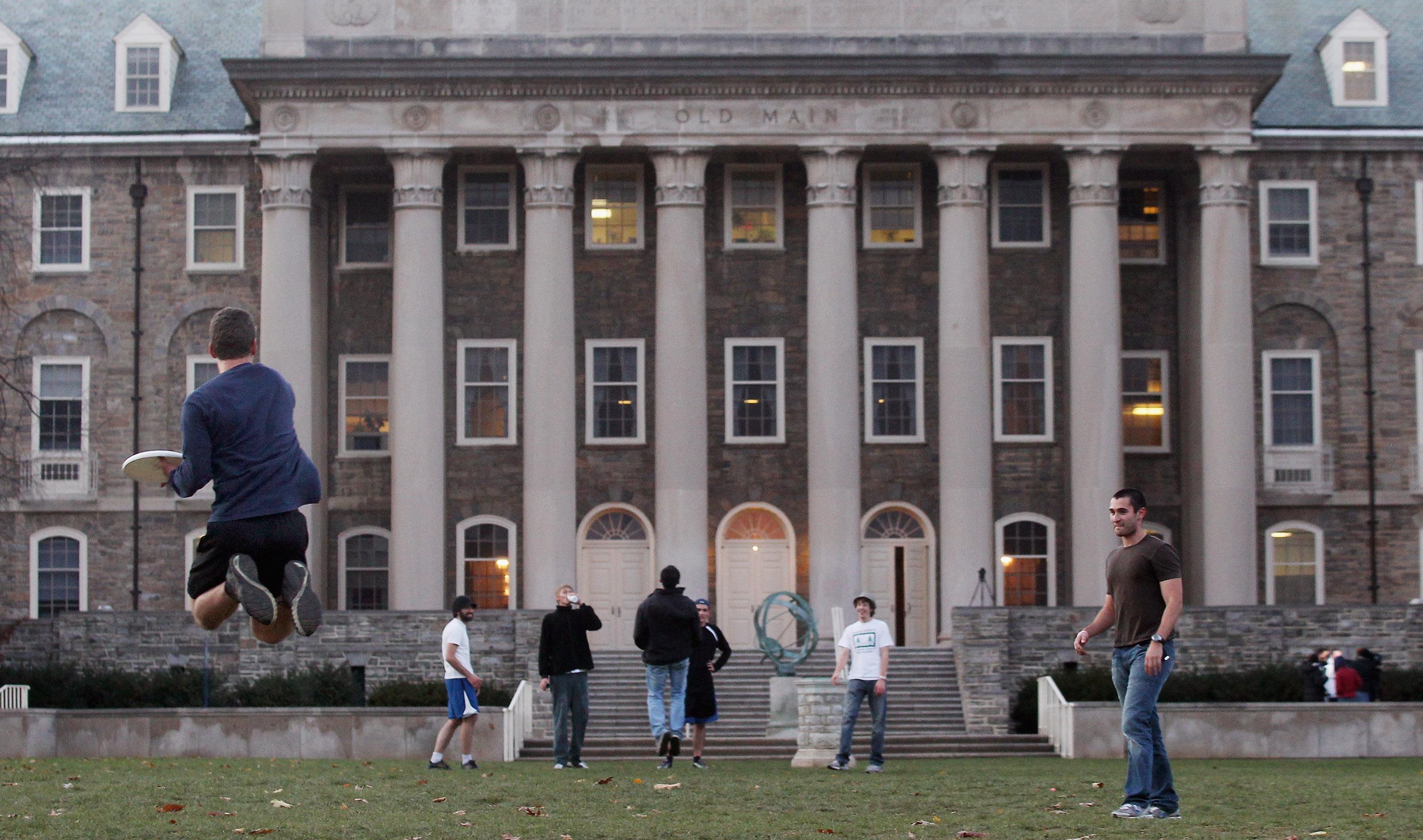 Kappa Delta Rho fraternity at Penn State Pictures of non-consenting nude women