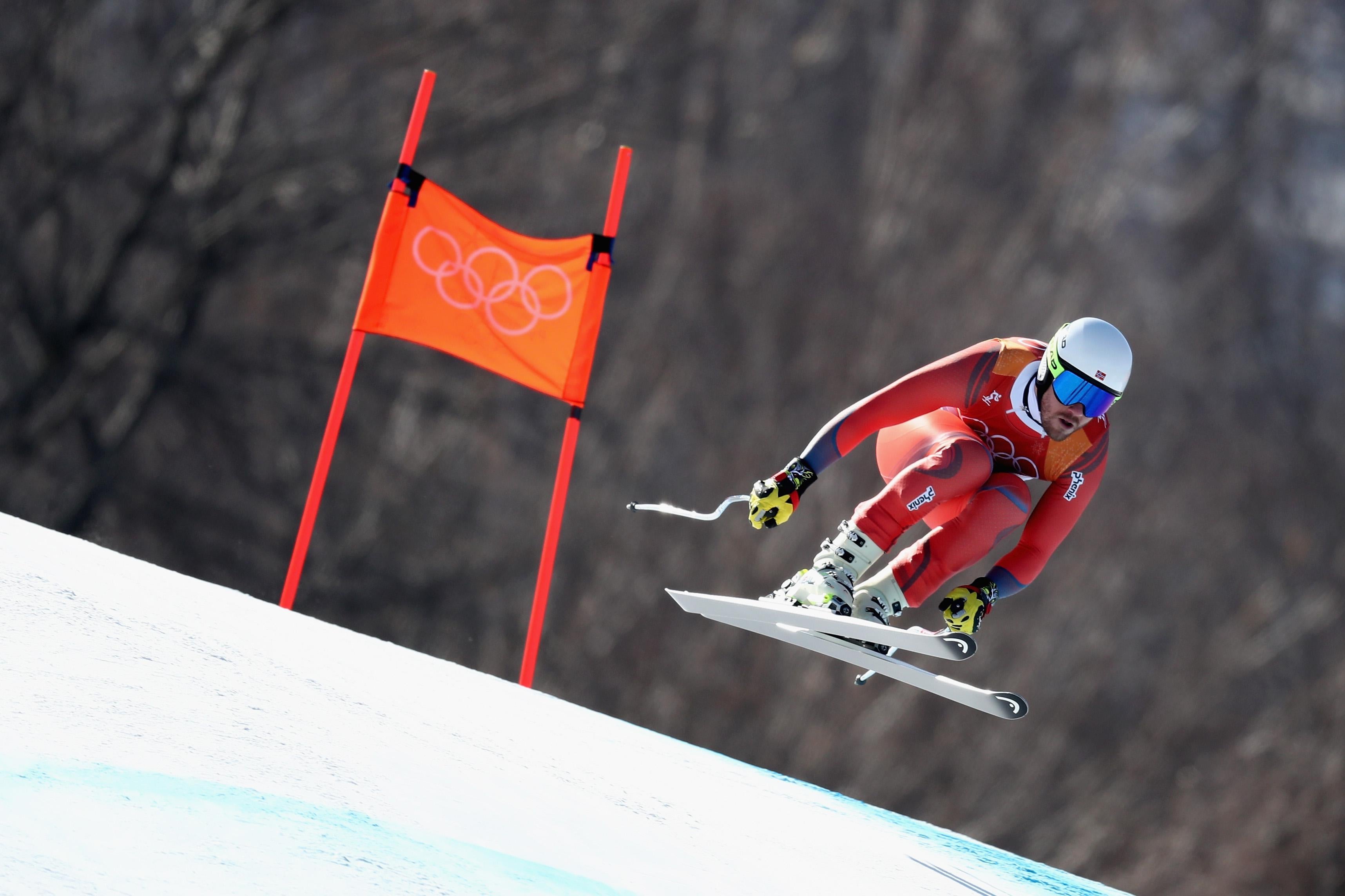 PYEONGCHANG-GUN, SOUTH KOREA - FEBRUARY 15: Kjetil Jansrud of Norway makes a run during the Men's Downhill on day six of the PyeongChang 2018 Winter Olympic Games at Jeongseon Alpine Centre on February 15, 2018 in Pyeongchang-gun, South Korea. (Photo by Al Bello/Getty Images)