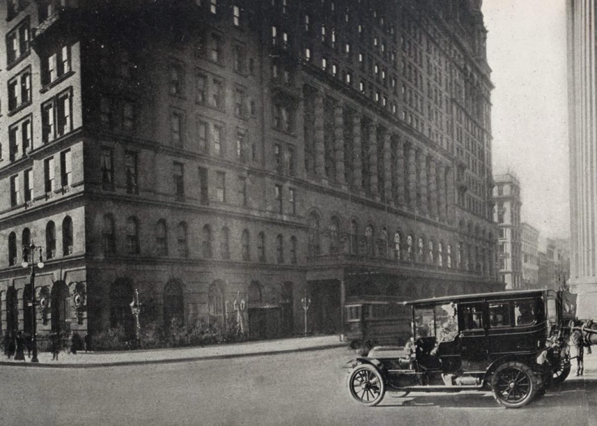 Hotel Waldorf-Astoria in 1911