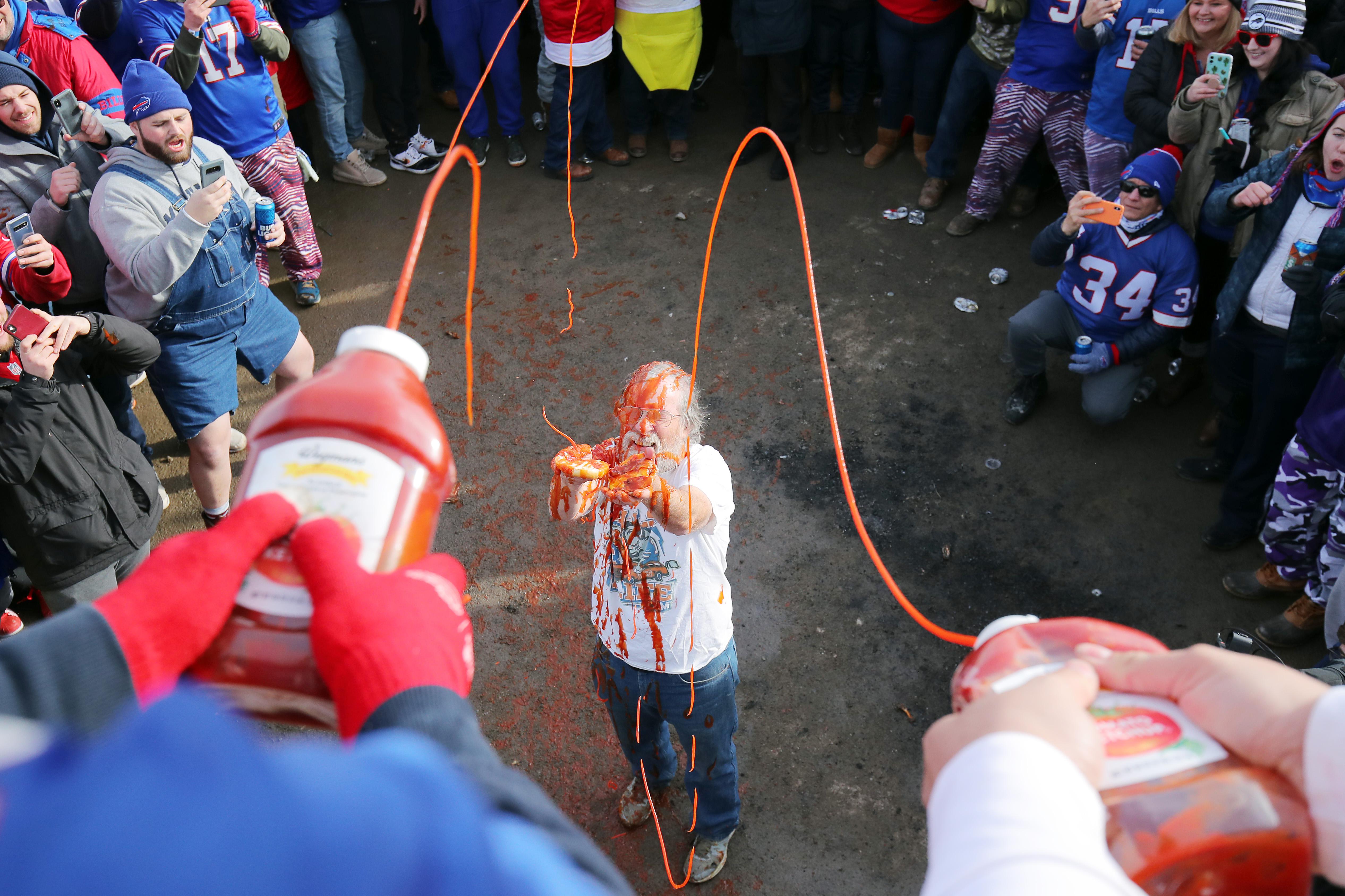 Best photo of the week: Buffalo Bills tailgate with Ken “Pinto Ron ...