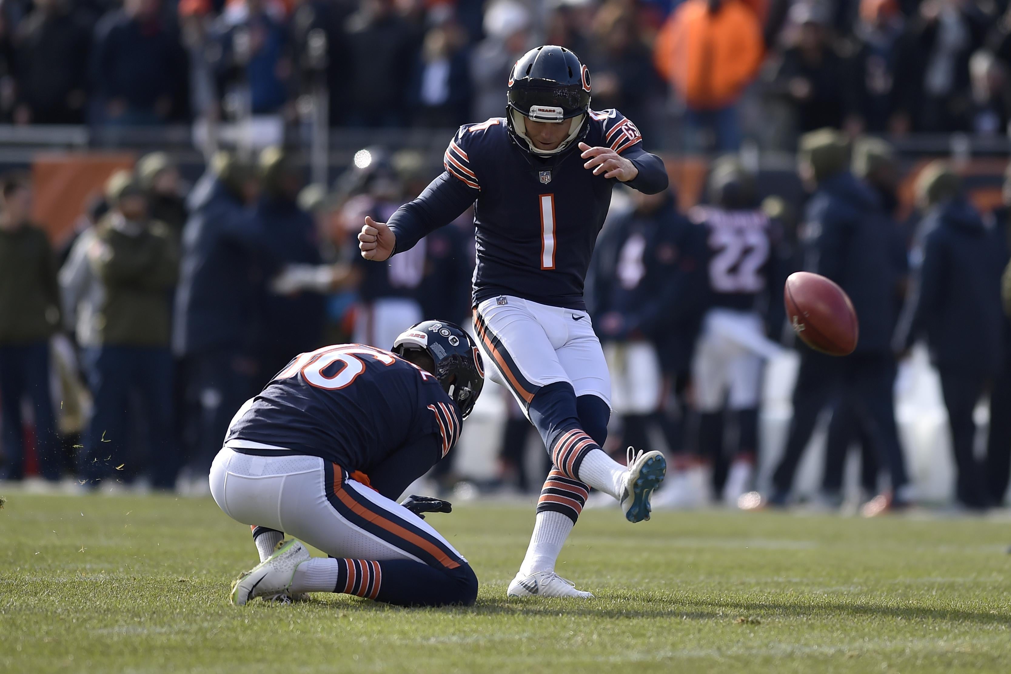 CHICAGO, IL - NOVEMBER 11:  Kicker Cody Parkey #1 of the Chicago Bears misses the field goal during the game against the Detroit Lions at Soldier Field on November 11, 2018 in Chicago, Illinois.  (Photo by Quinn Harris/Getty Images)