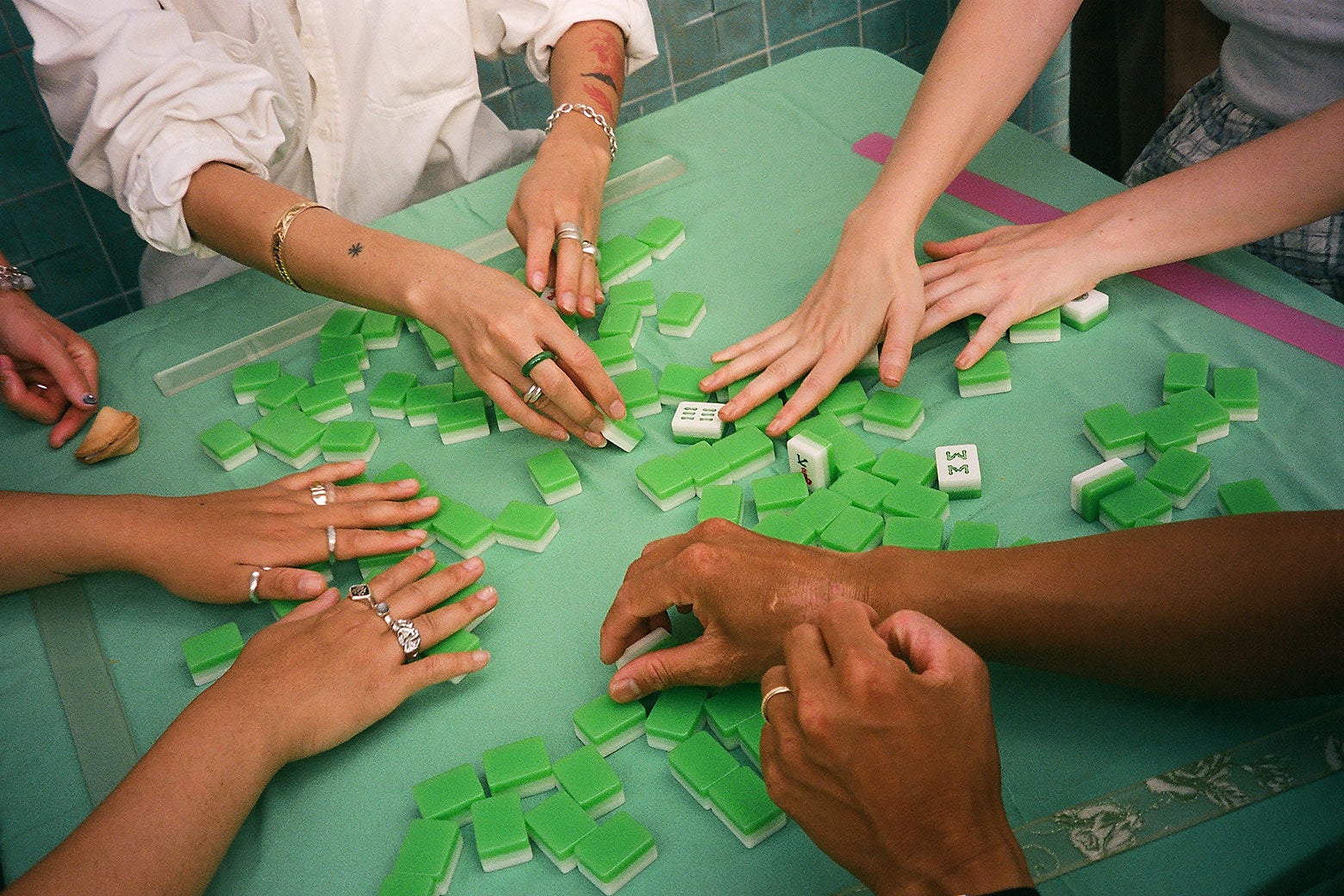 Mahjong game How your grandma’s favorite pastime became the new hot hobby.