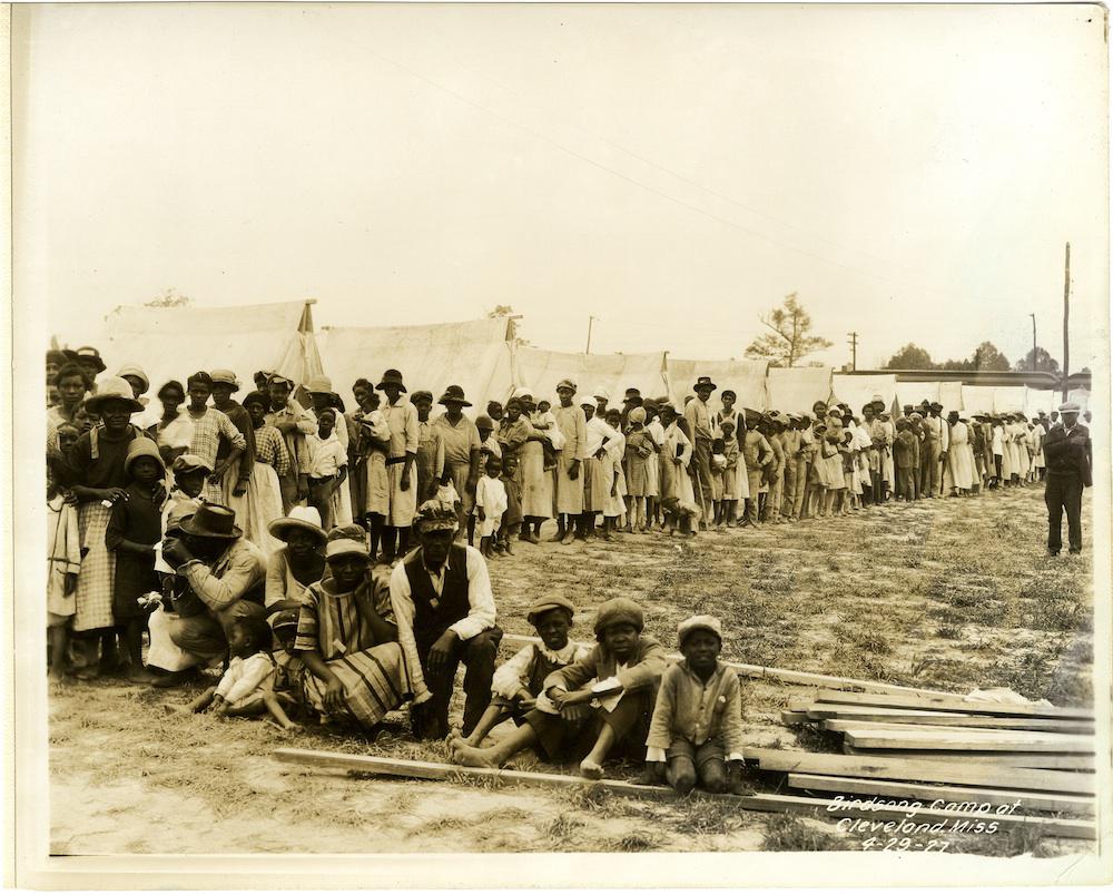 History Of 1927 Flood In Mississippi Photos Taken Along The Railroad