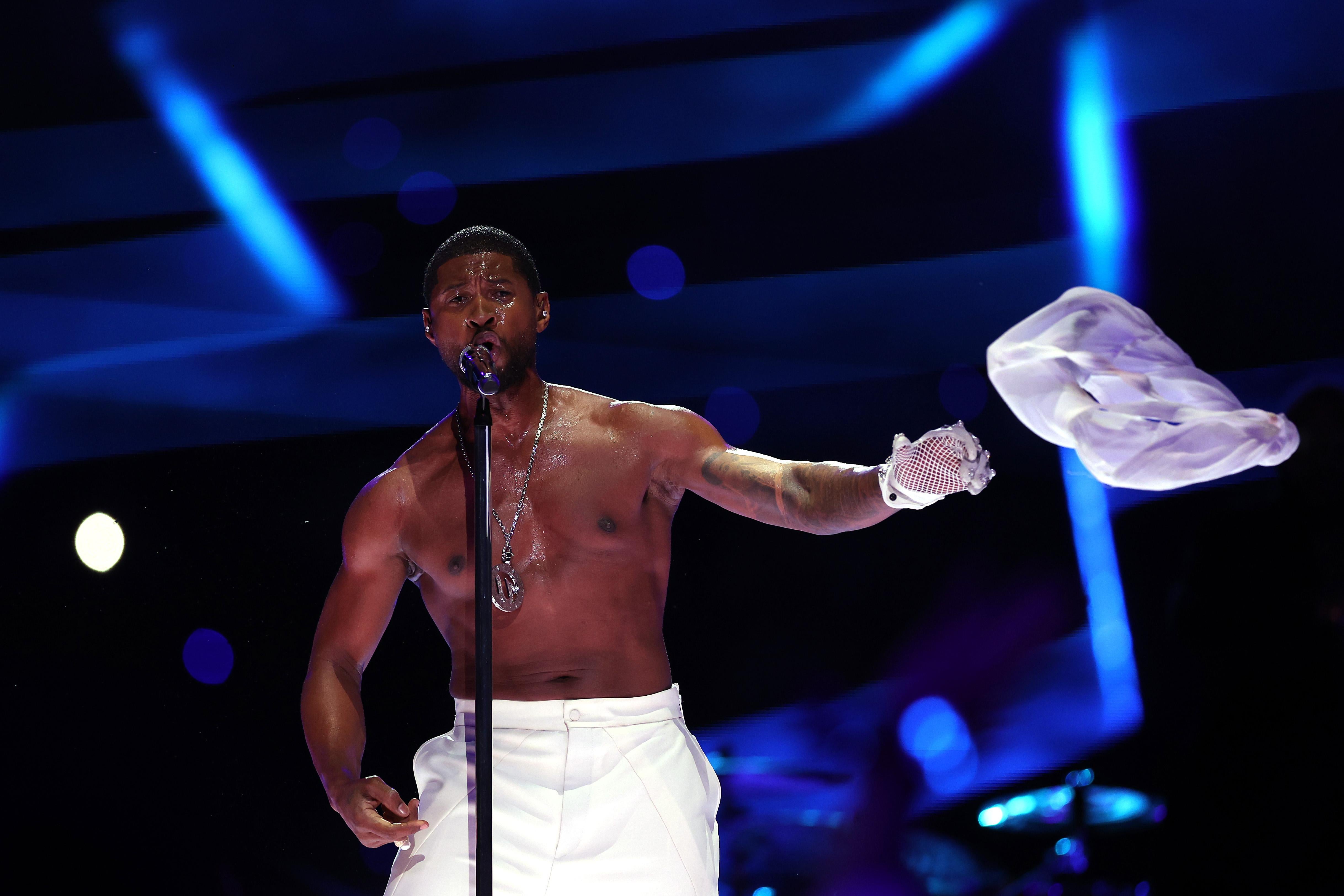 Usher’s Super Bowl Performance Had One Thing Missing. It Was Still Perfect. Nadira Goffe