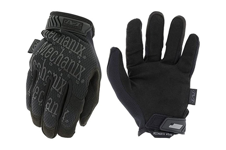 Black gloves.