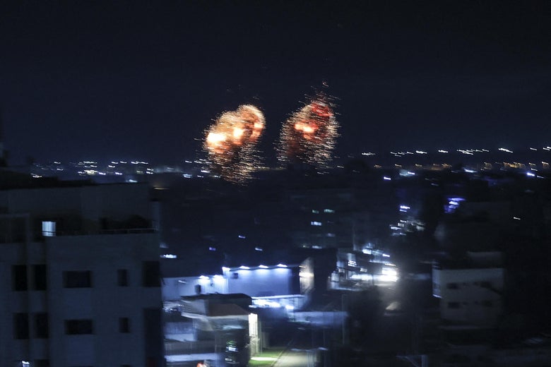 Overnight Israeli Air Strikes and Hamas Incendiary Balloons Threaten to Undo Cease-Fire Overnight Israeli Air Strikes and Hamas Incendiary Balloons Threaten to Undo Cease-Fire