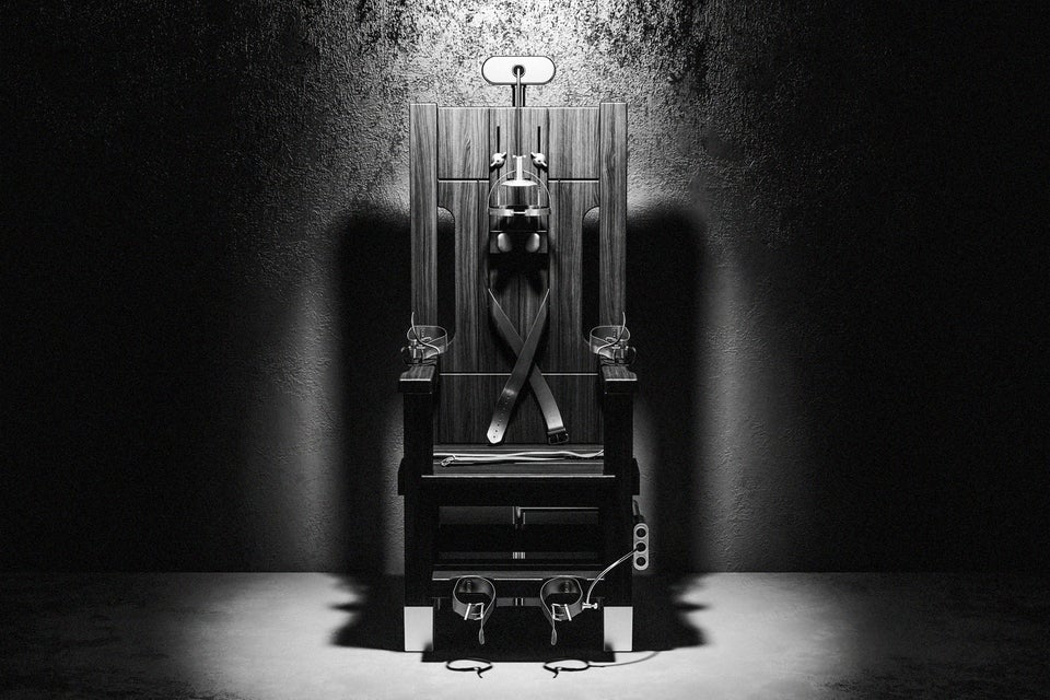 Sedia Elettrica Pena Di Morte Esiste Ancora The electric chair is back and the death penalty is on life support.