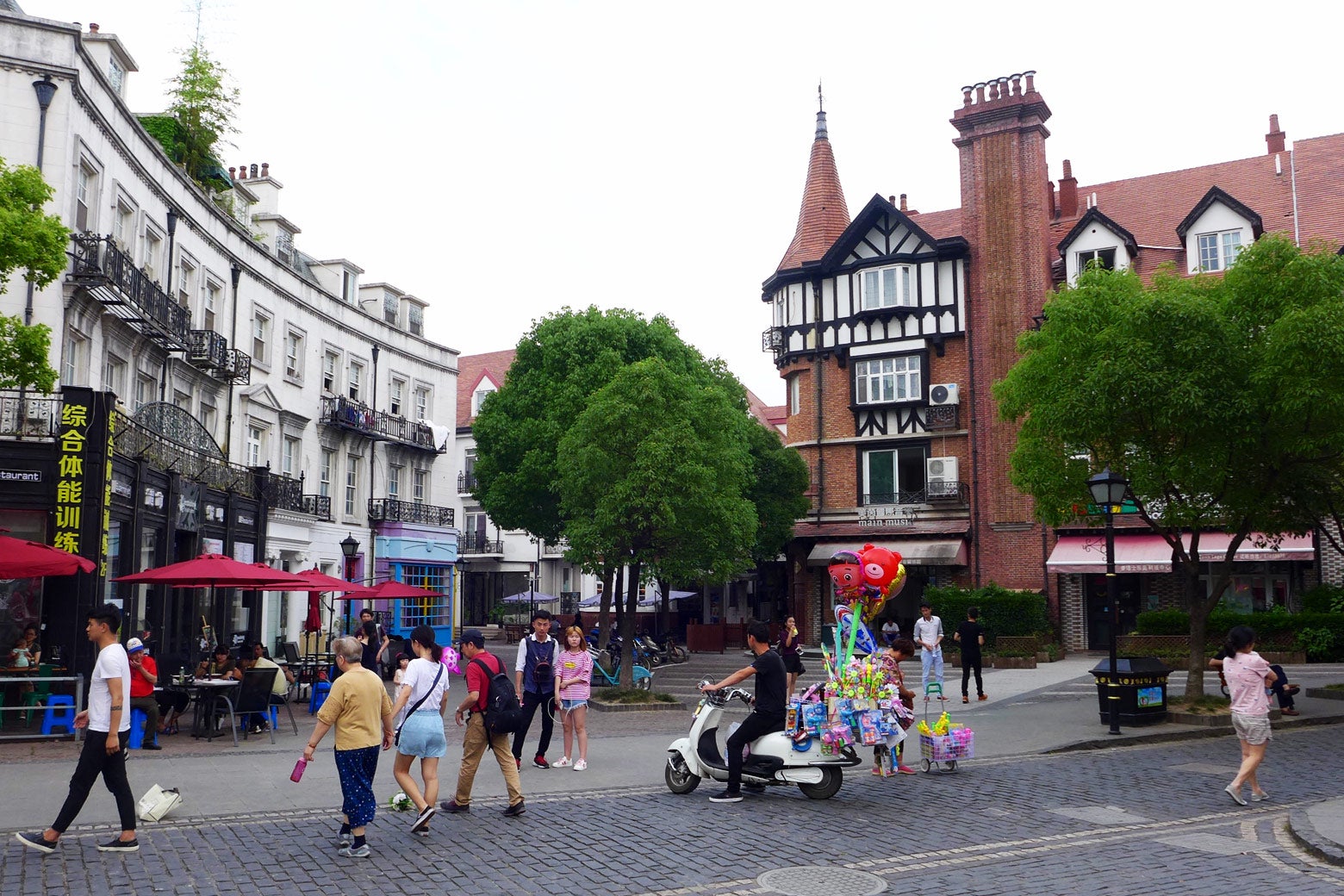 A square in Thames Town.