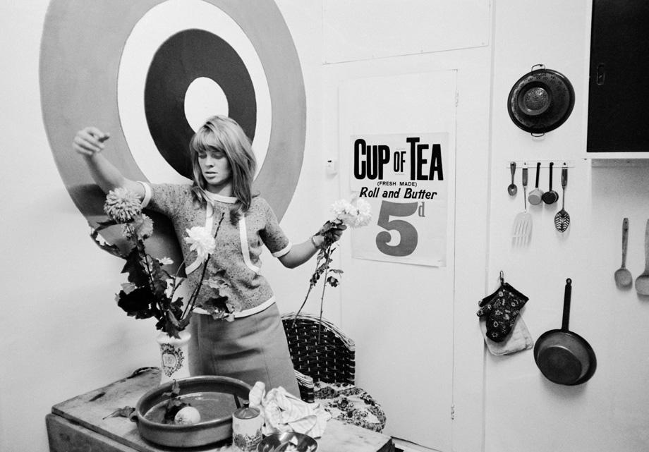 London. Actress Julie Christie in her flat. 1965.