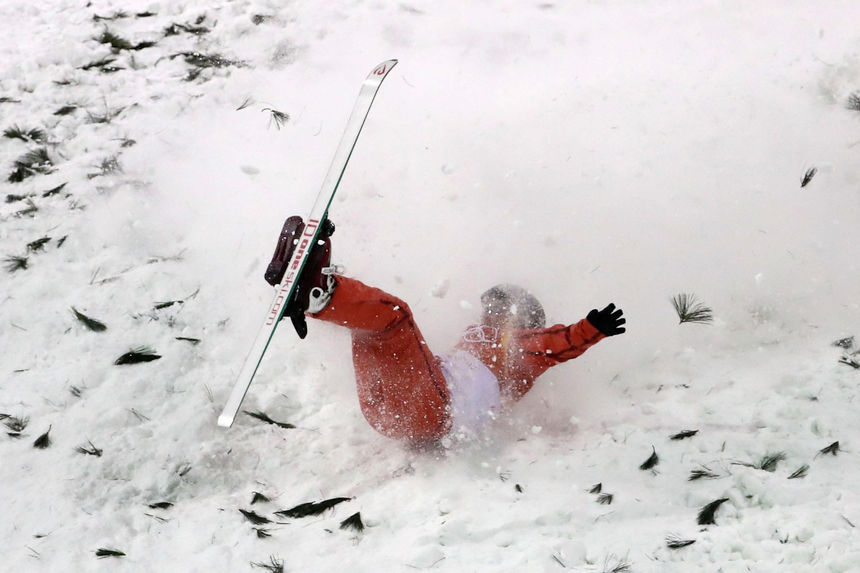 PYEONGCHANG-GUN, SOUTH KOREA - FEBRUARY 16: Alla Tsuper of Belarus crashes during the Freestyle Skiing Ladies' Aerials Final on day seven of the PyeongChang 2018 Winter Olympic Games at Phoenix Snow Park on February 16, 2018 in Pyeongchang-gun, South Korea. (Photo by Al Bello/Getty Images)