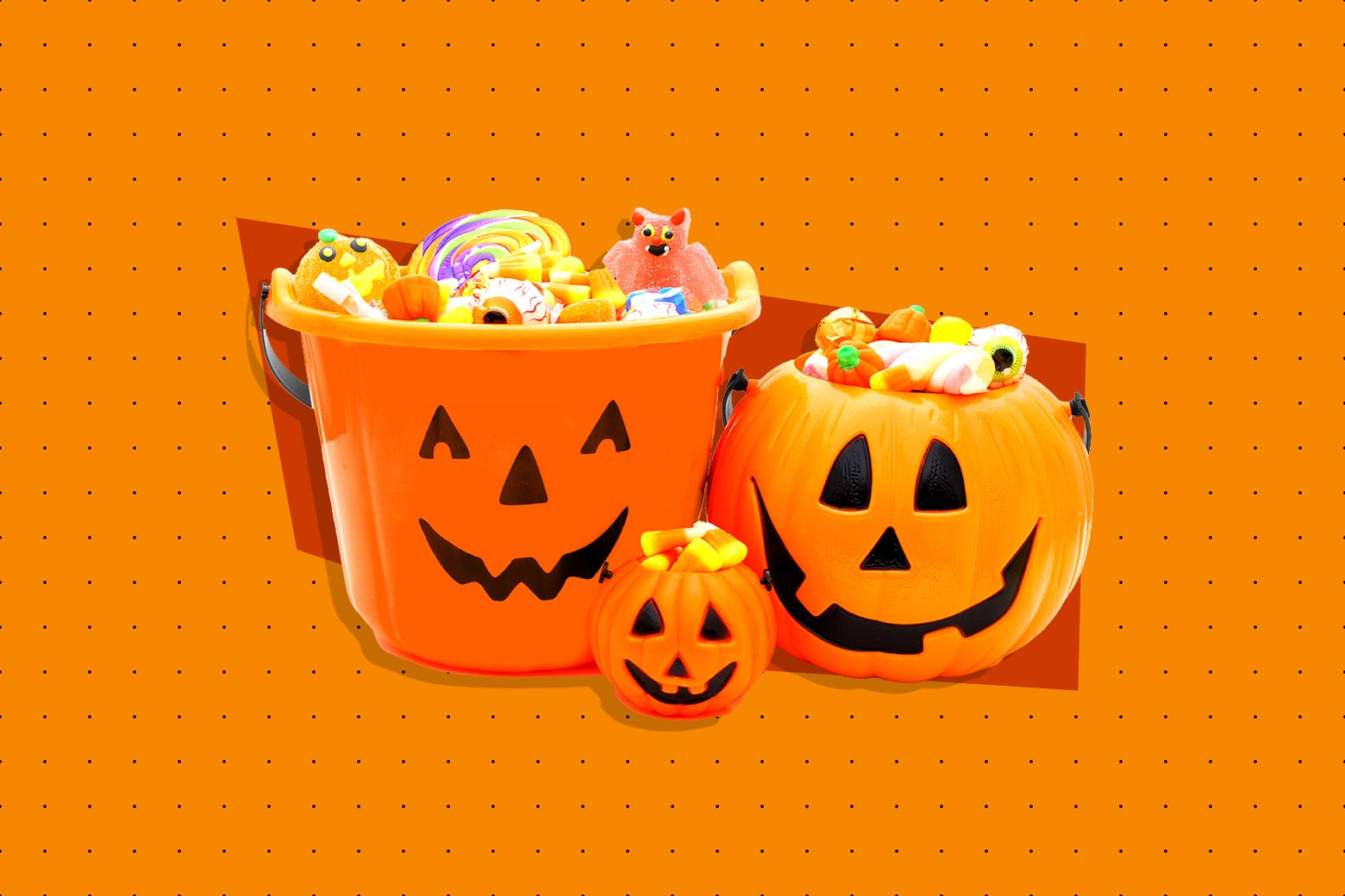 candy-for-halloween-2023-the-best-deal-is-at-my-house-where-i-m-the