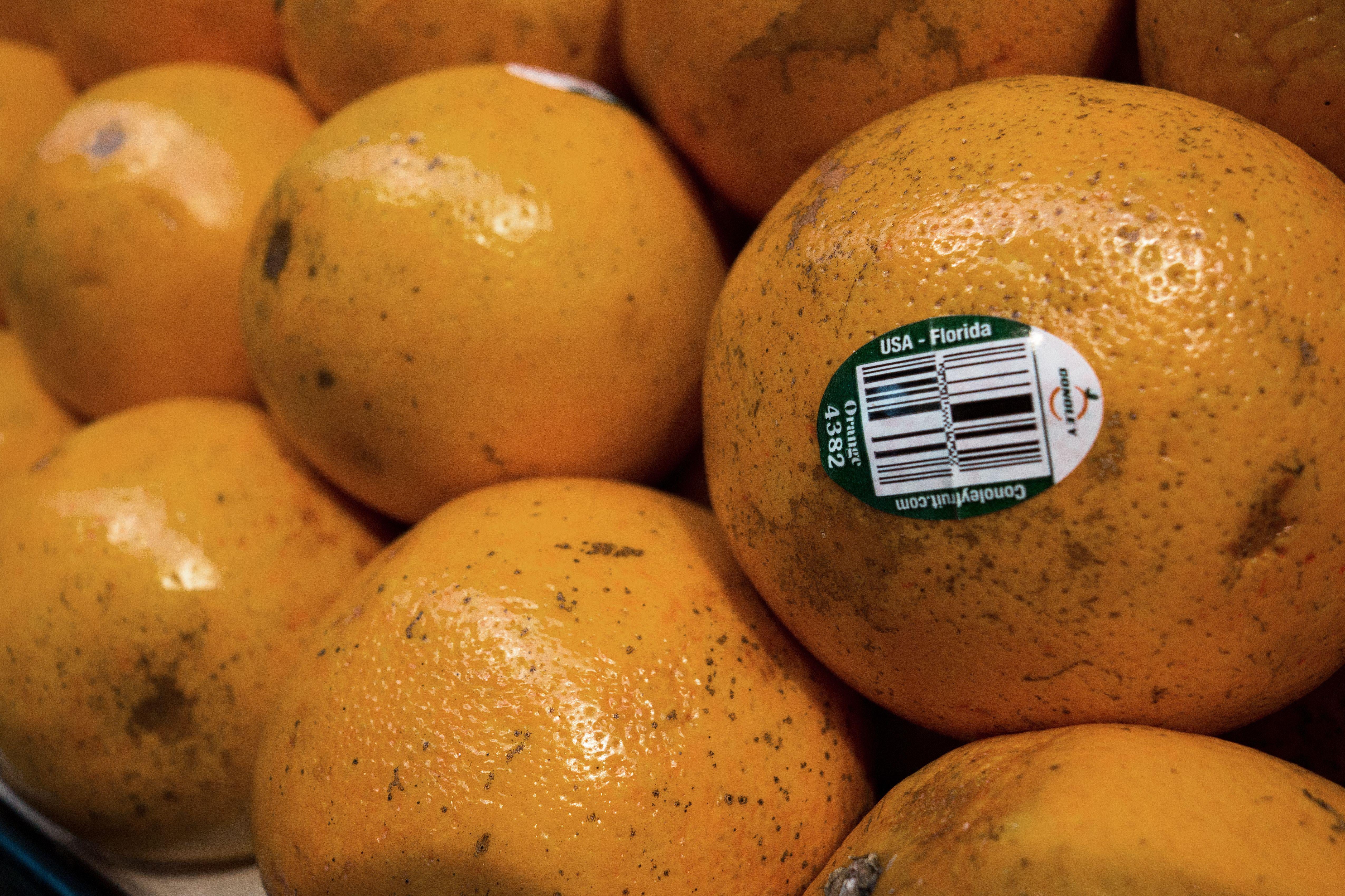 Florida oranges for sale in Washington in 2014.
