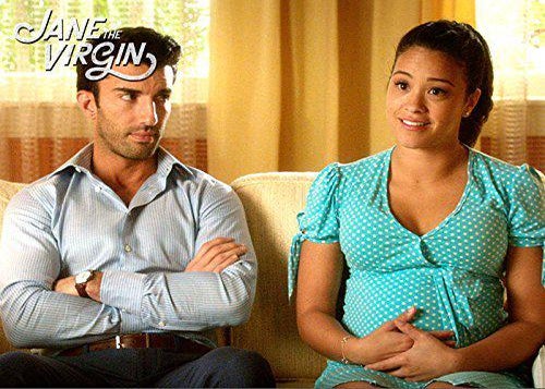 Jane The Virgin S Narrator Is The Best Thing About The Cw