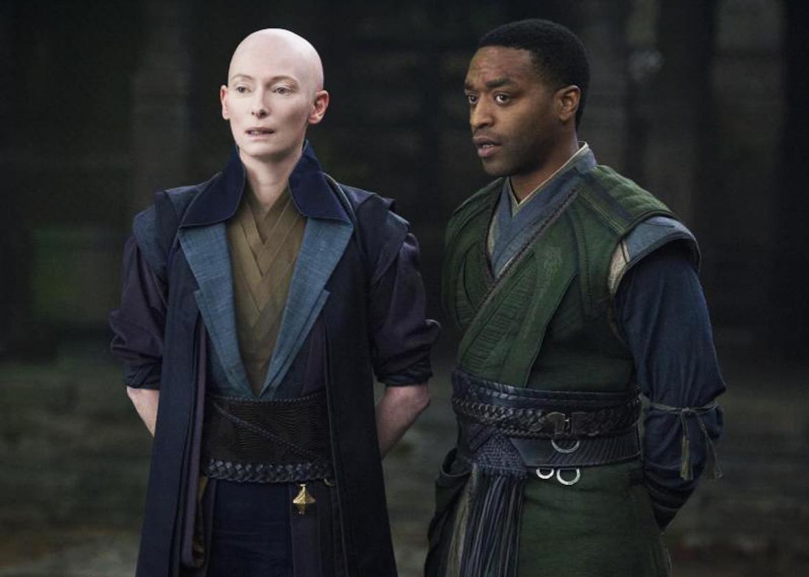 Chiwetel Ejiofor and Tilda Swinton in Doctor Strange.