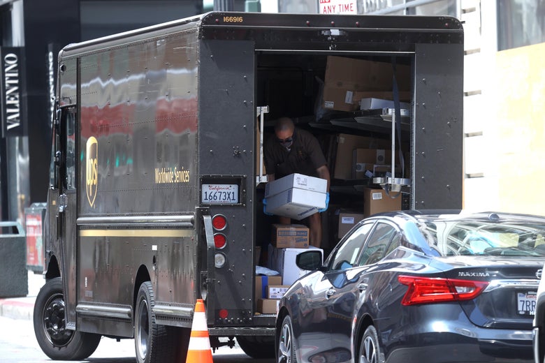 UPS Temporarily Stops Picking Up Orders From Six Retailers to Cope With Holiday Surge -