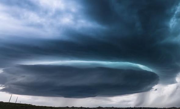 Stormscapes: Mesocyclone video.