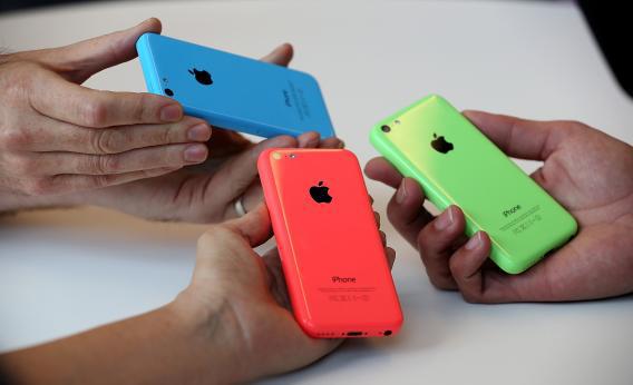 Apple iPhone 5S, 5C: features, colors, price, release date.