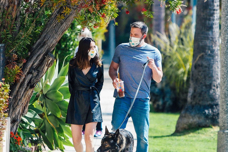 Ben Affleck and Ana de Armas’ paparazzi photos are manna in the midst of a celebrity intrigue drought.