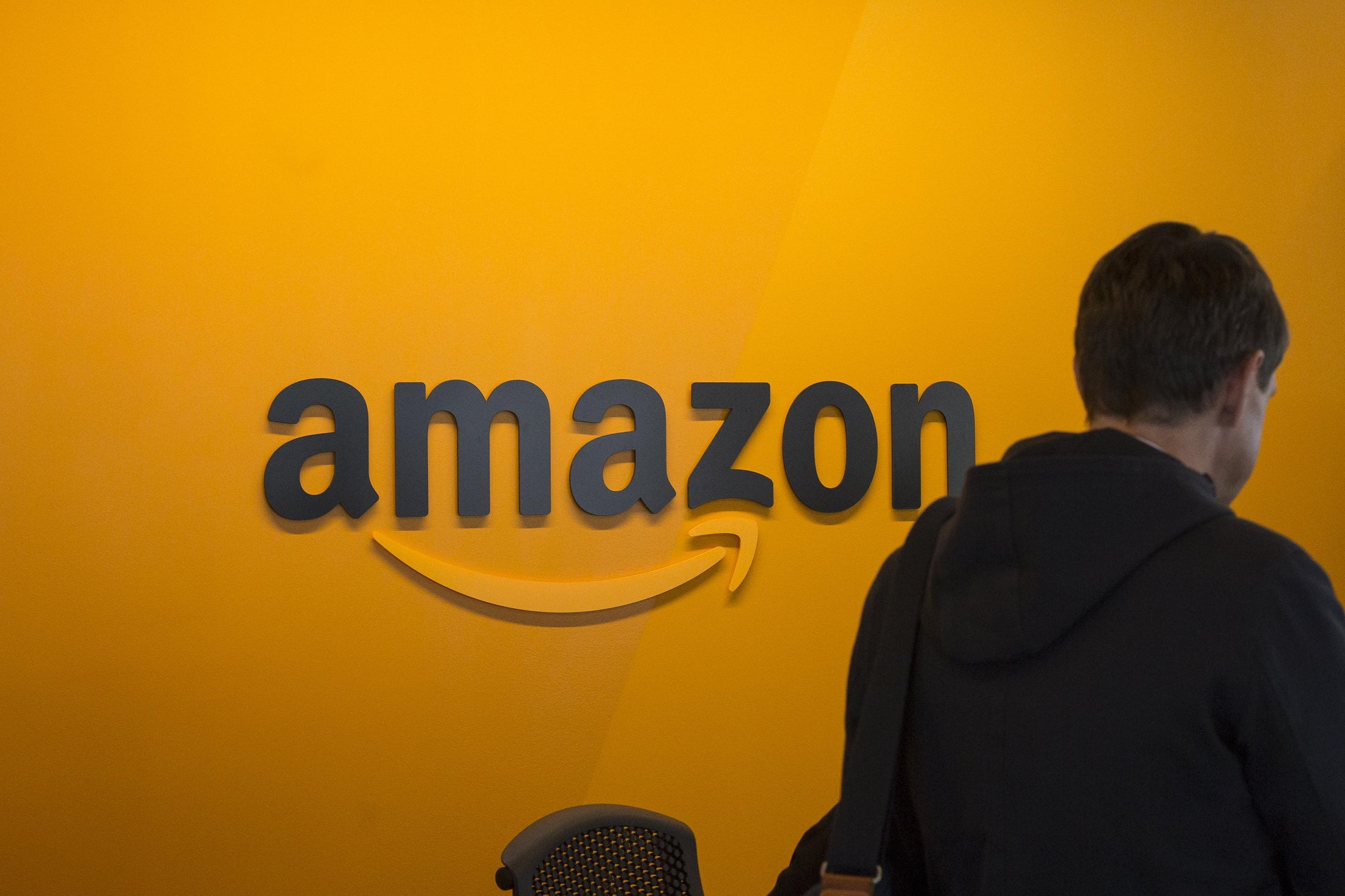 Amazons Ai Hiring Tool Discriminated Against Women