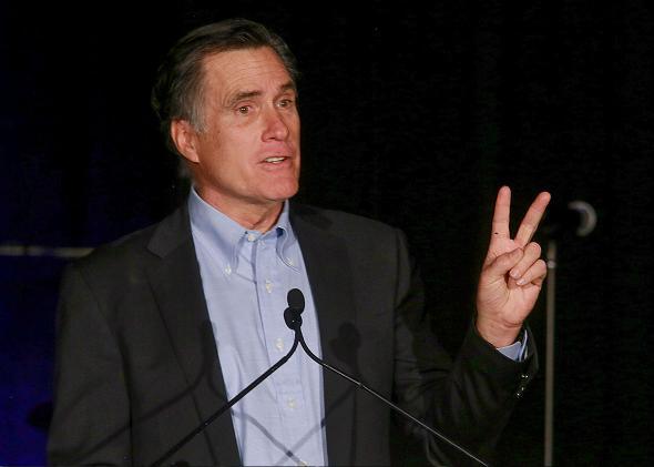 Mitt Romney speaks to fellow Republicans.
