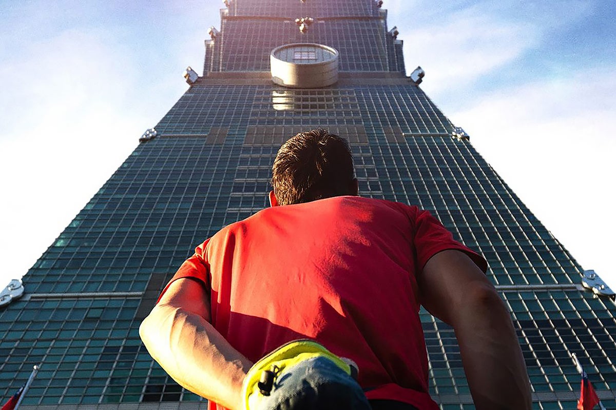 Alex Honnold is climbing Taipei 101 live on Netflix. Is that harder than El  Capitan?