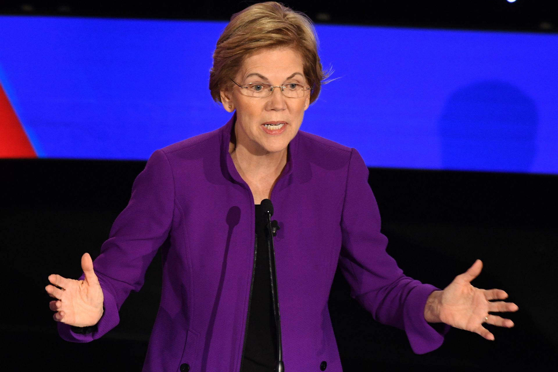 how-does-warren-define-combat-troops