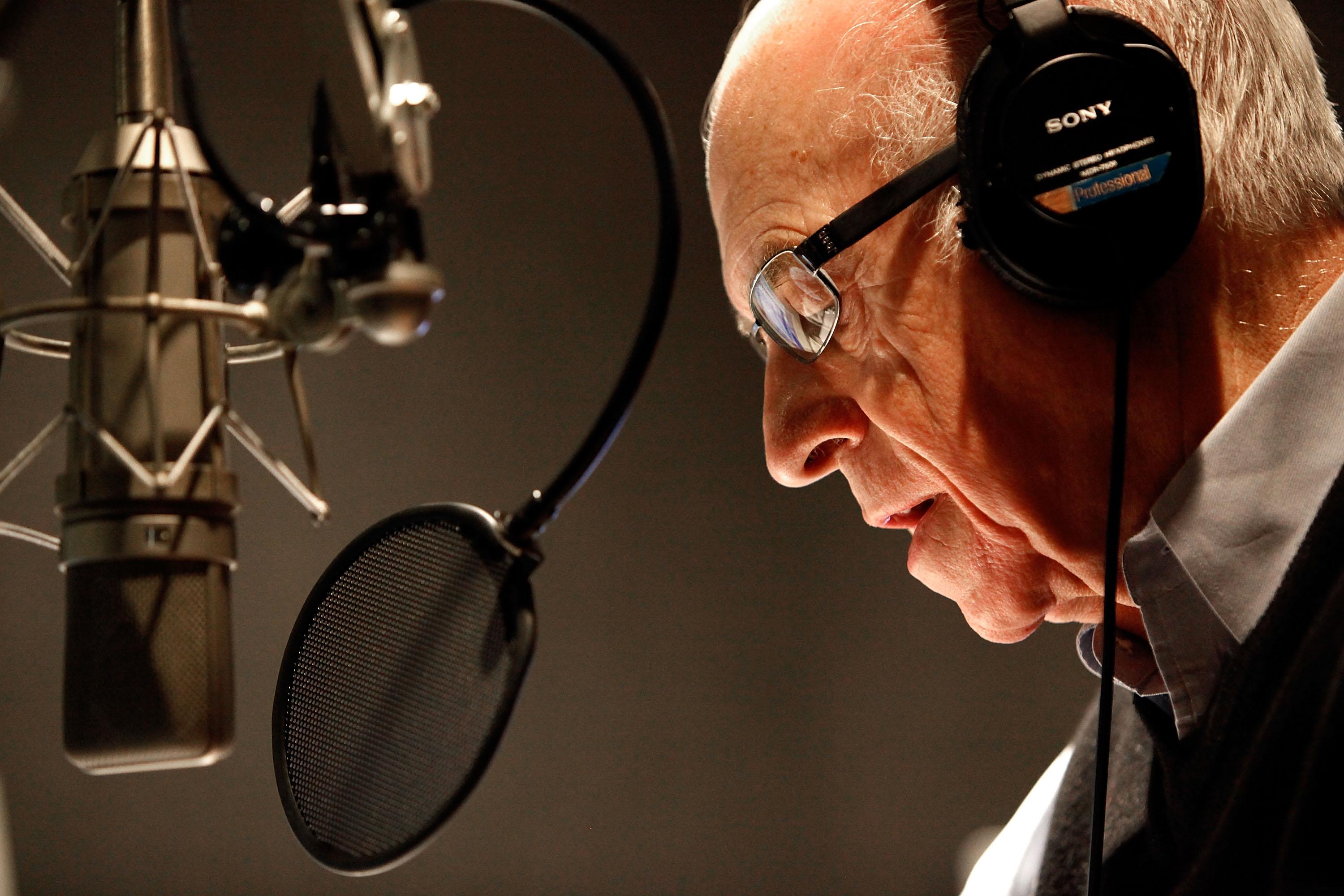 NPR's Carl Kasell to retire: Wait, Wait... scorekeeper to record final