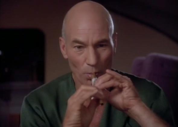 Captain Picard sings “Let It Snow!” The Christmas carol gets Star Trek remix.