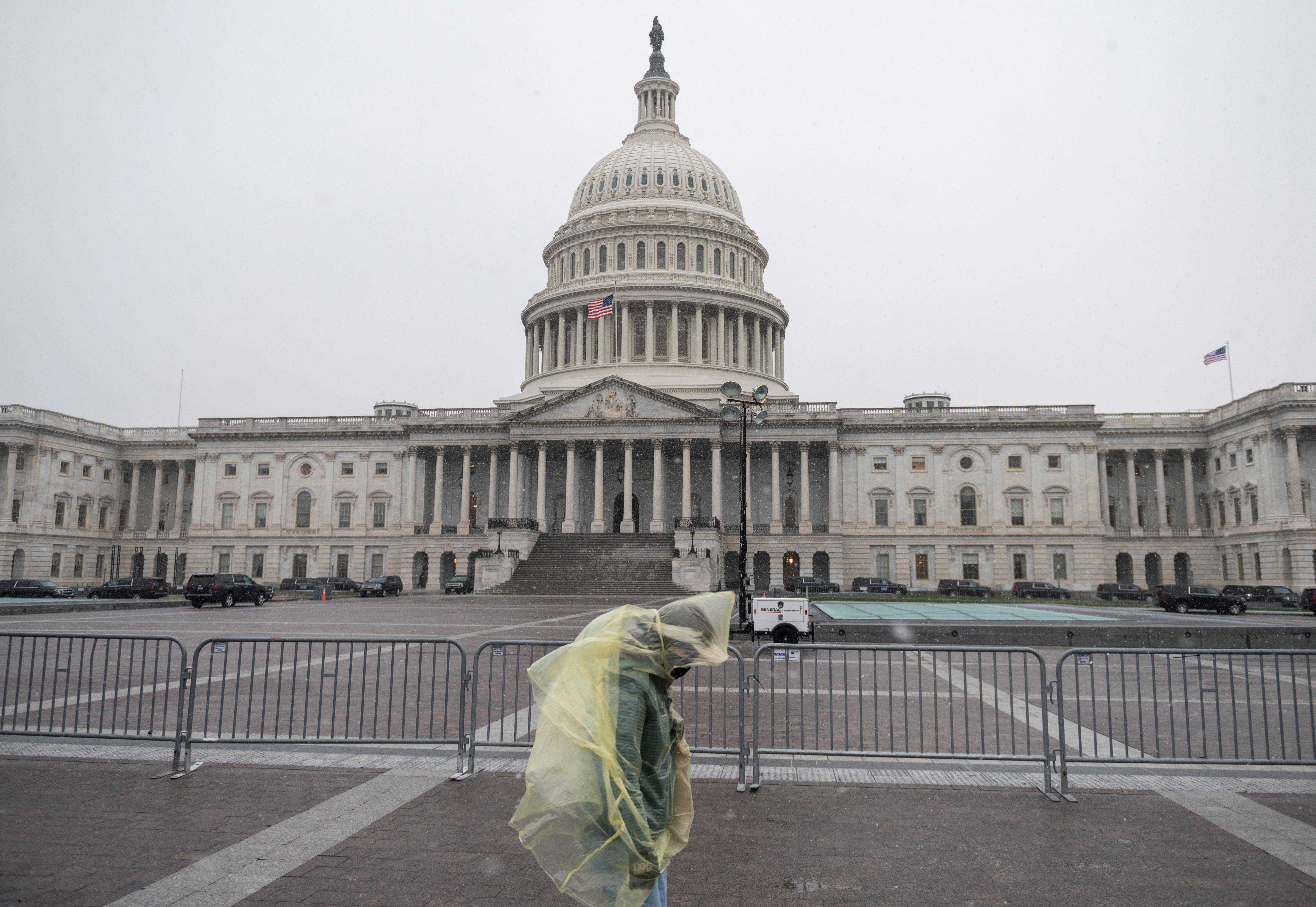Congress Avoids Government Shutdown Amid Deadlock Over Stimulus Package