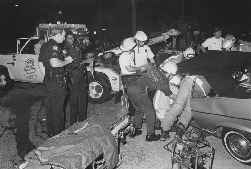 1/3/86 Sgt Wills and Officers Gayles at DUI TC Scene.  Fair Oaks and Tremont