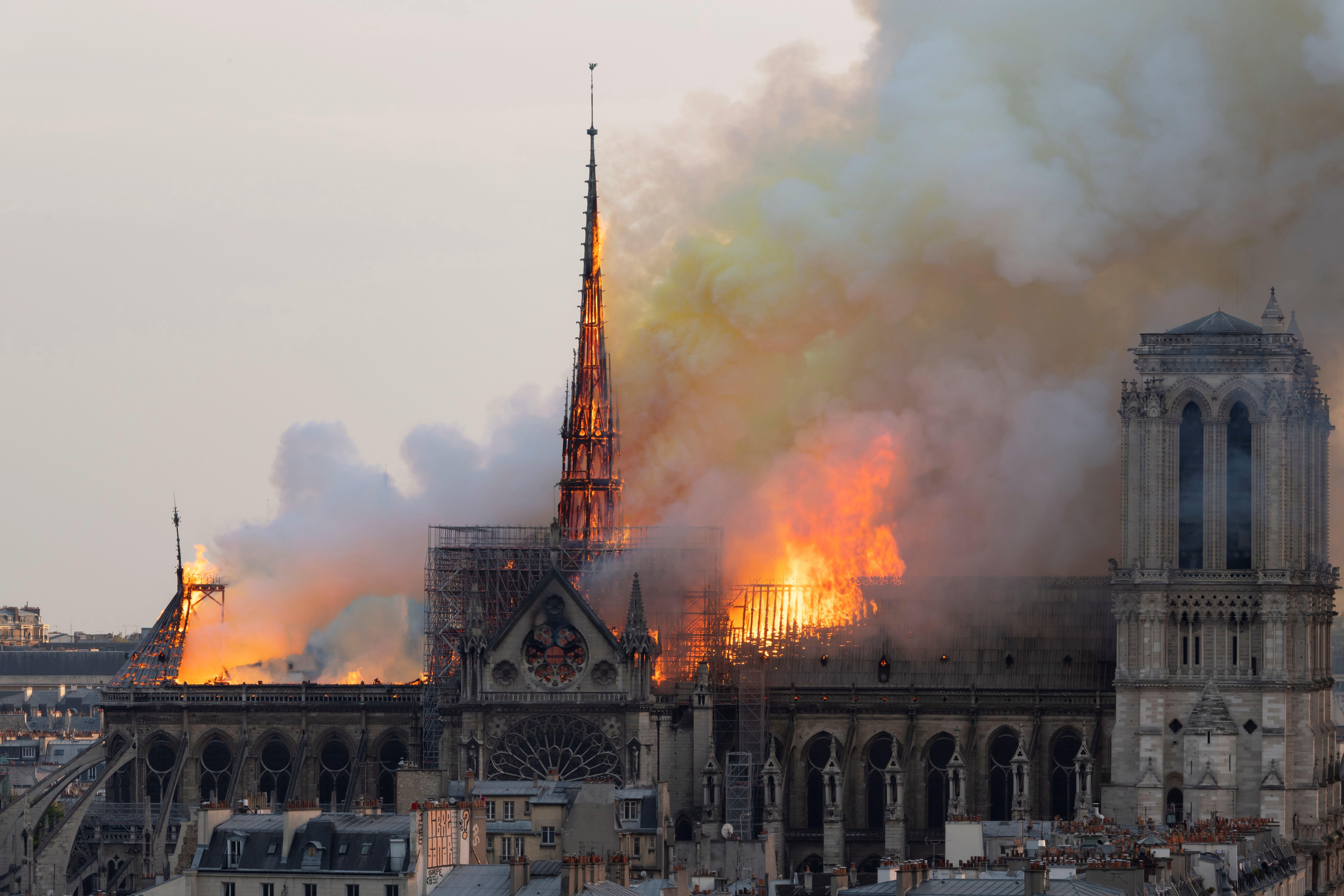 Bread Dancer Change clothes Notre Dame Cathedral fire: What's been saved and what's been lost.