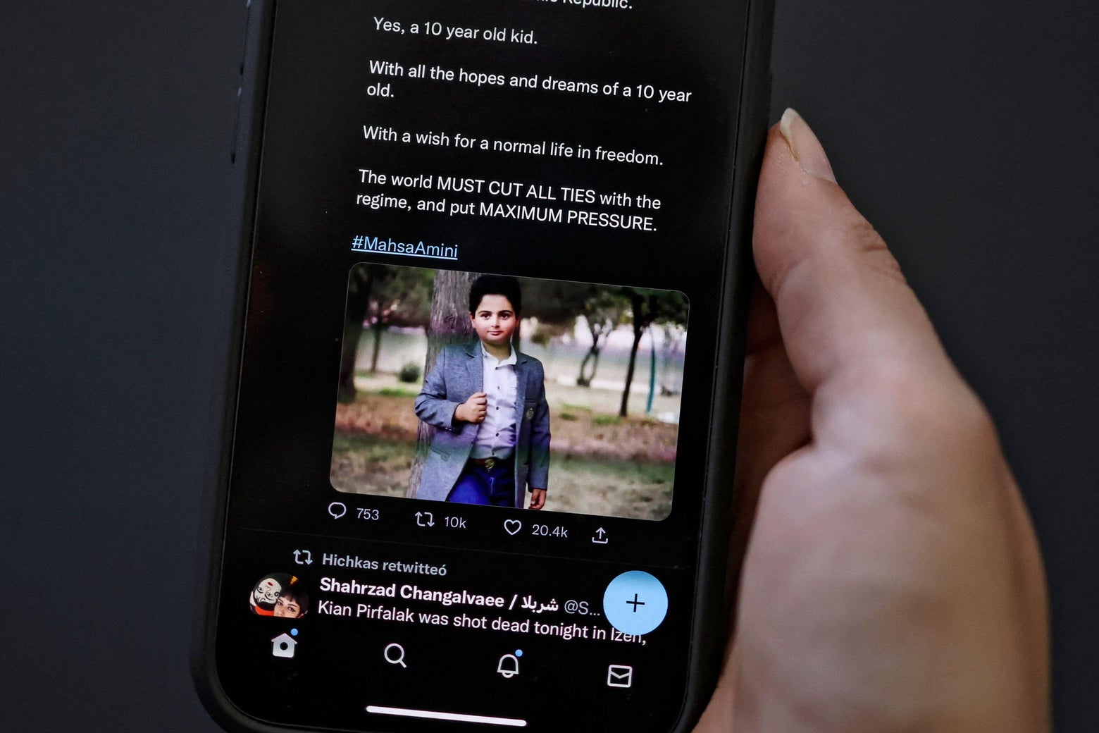 Iranian Protesters Should Be Very Nervous About Elon Musk&rsquo;s Twitter