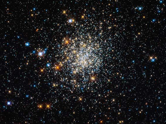 Hubble picture of the star cluster NGC 411