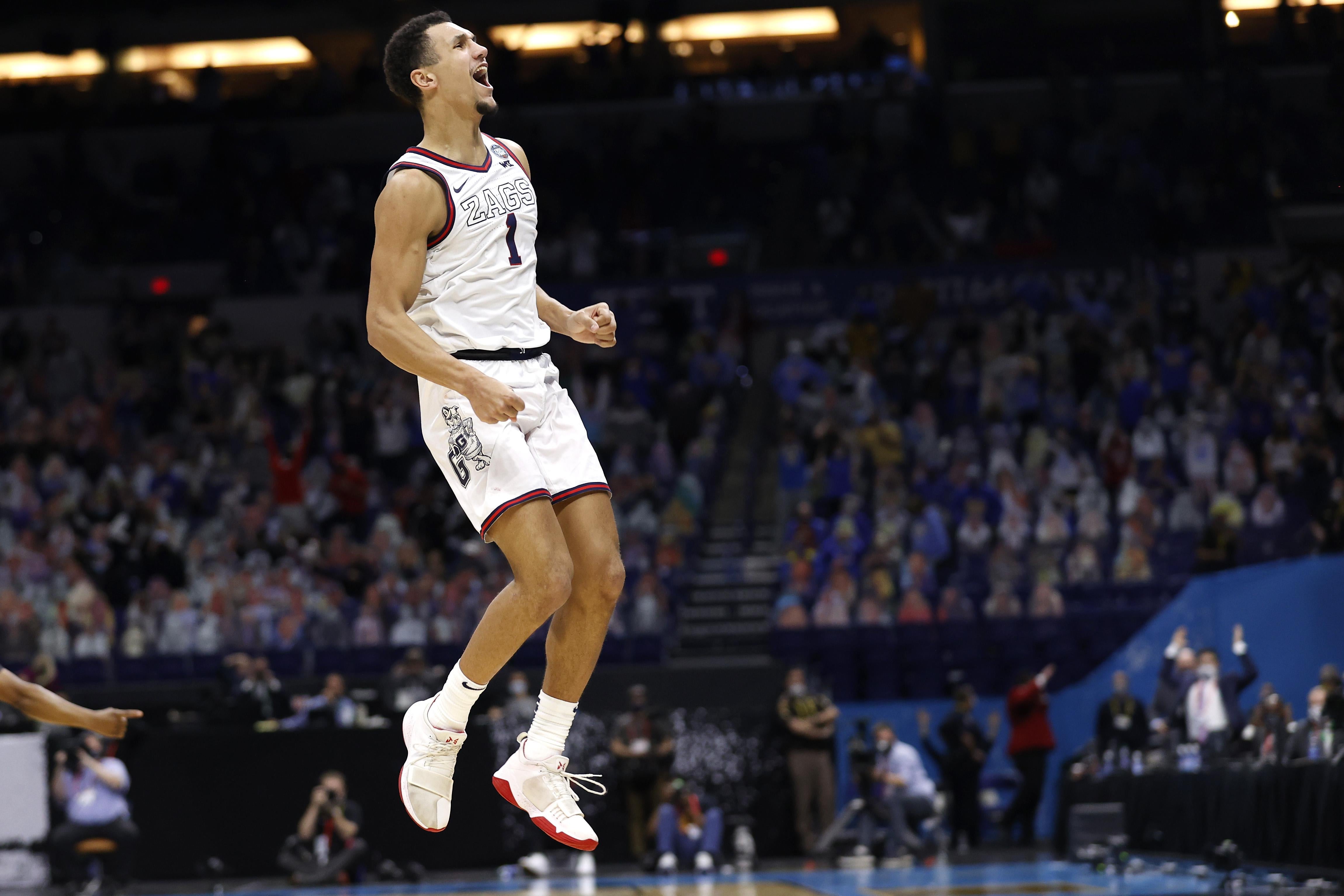 Villanova wins NCAA championship on all-time classic March Madness buzzer- beater