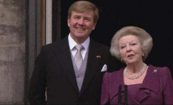 Dutch Queen Beatrix Abdicates: Hands Throne To Son Willem-Alexander