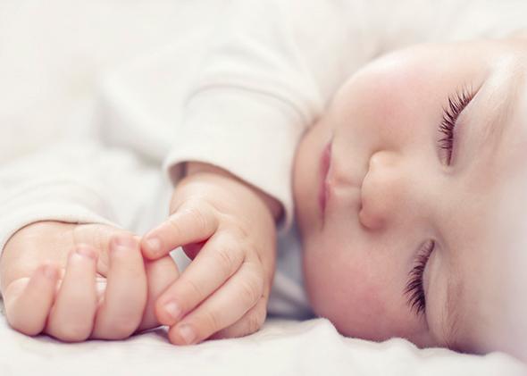 Do Deaf Babies Sleep More? 