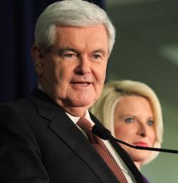 Newt Gingrich, with wife Callista by his side, speaks at a campaign stop at the University of West Georgia