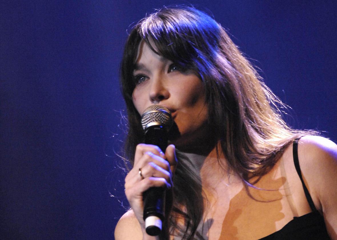 Carla Bruni's new album reviewed.