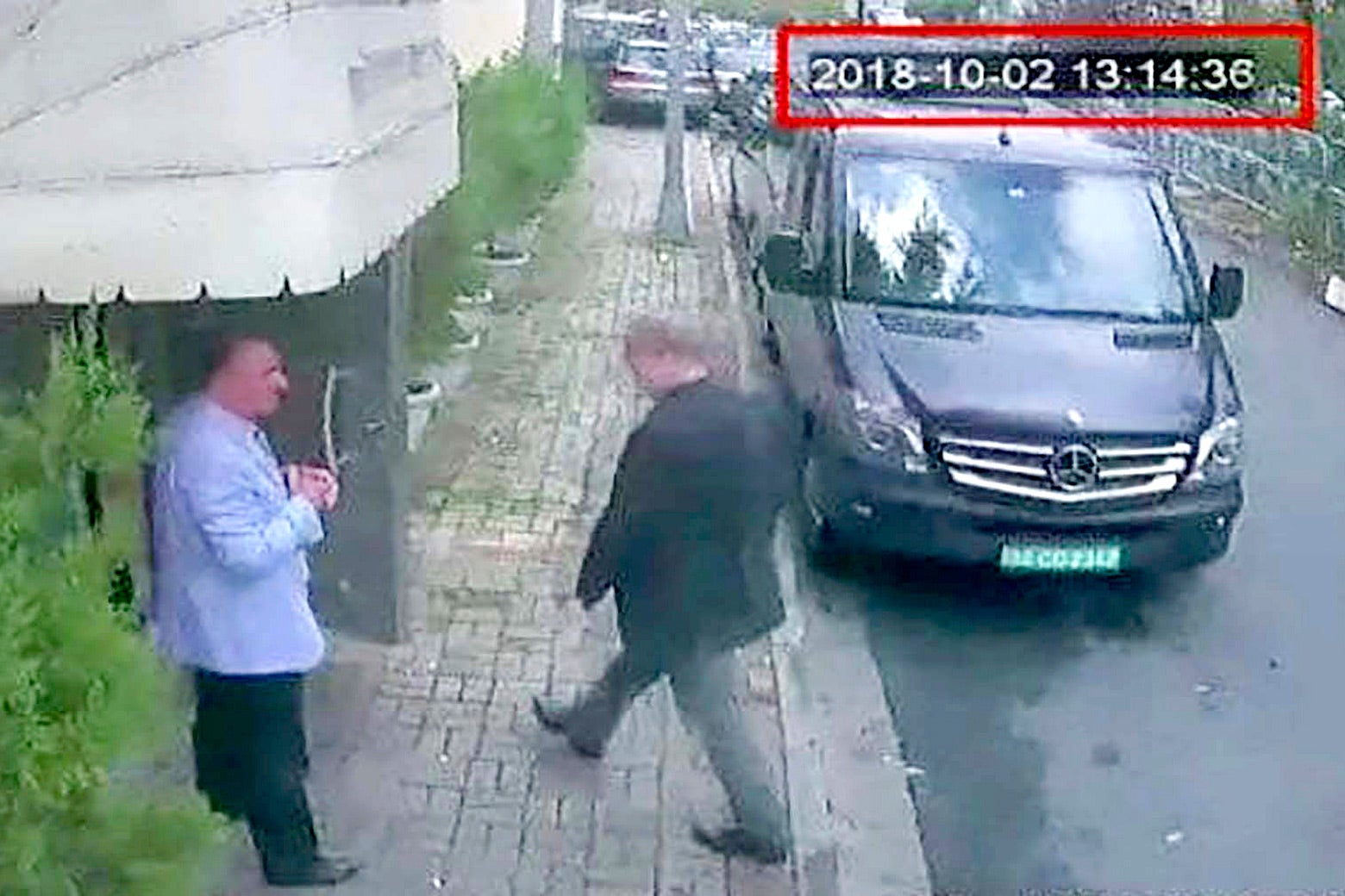 Jamal Khashoggi entering the Saudi Consulate in Istanbul