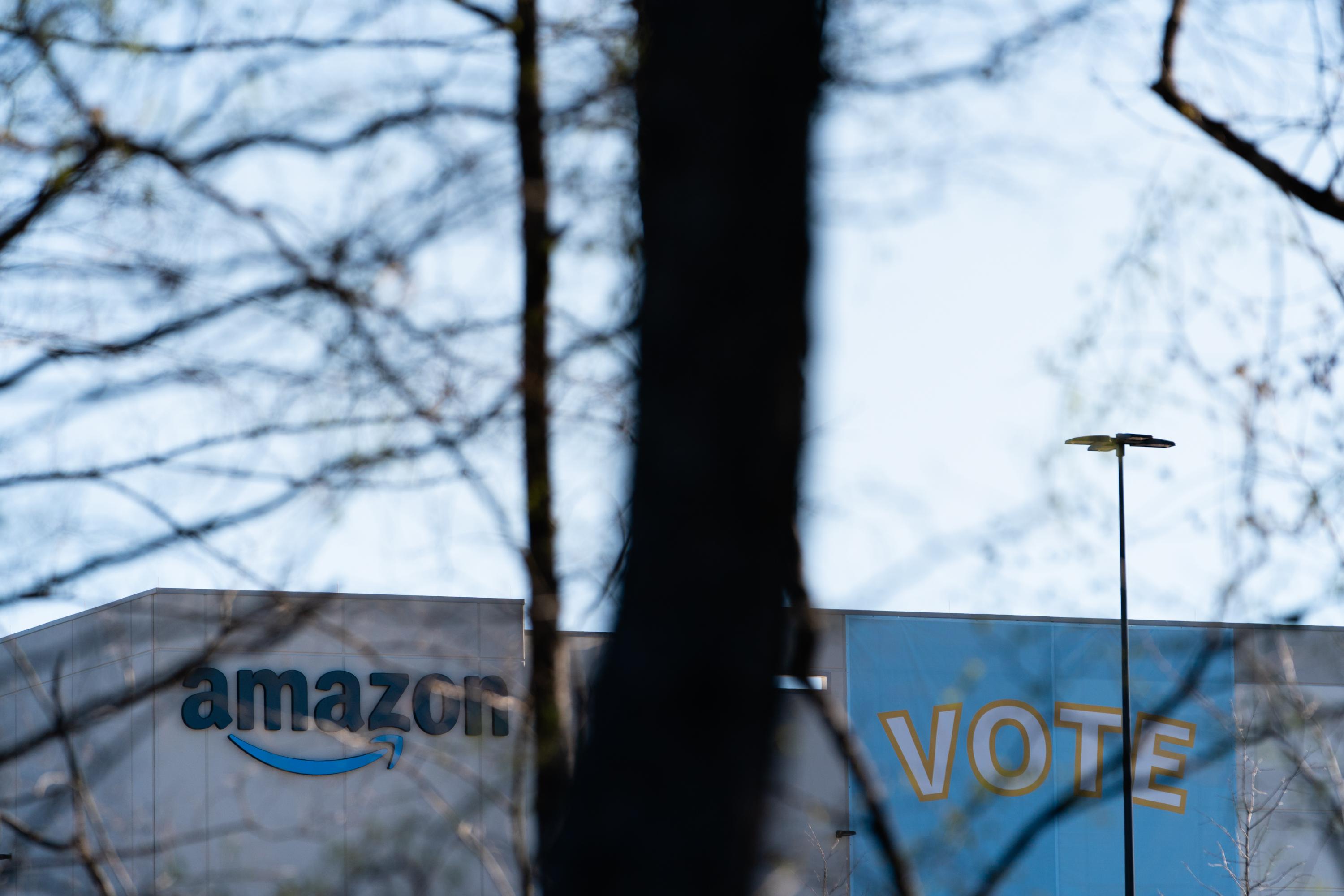 The Amazon fulfillment warehouse at the center of a unionization drive is seen on March 29, 2021 in Bessemer, Alabama. Employees at the fulfillment center are currently voting on whether to form a union, a decision that could have national repercussions. (Photo by Elijah Nouvelage/Getty Images)