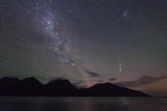 Geminid meteor seen from the southern hemisphere.