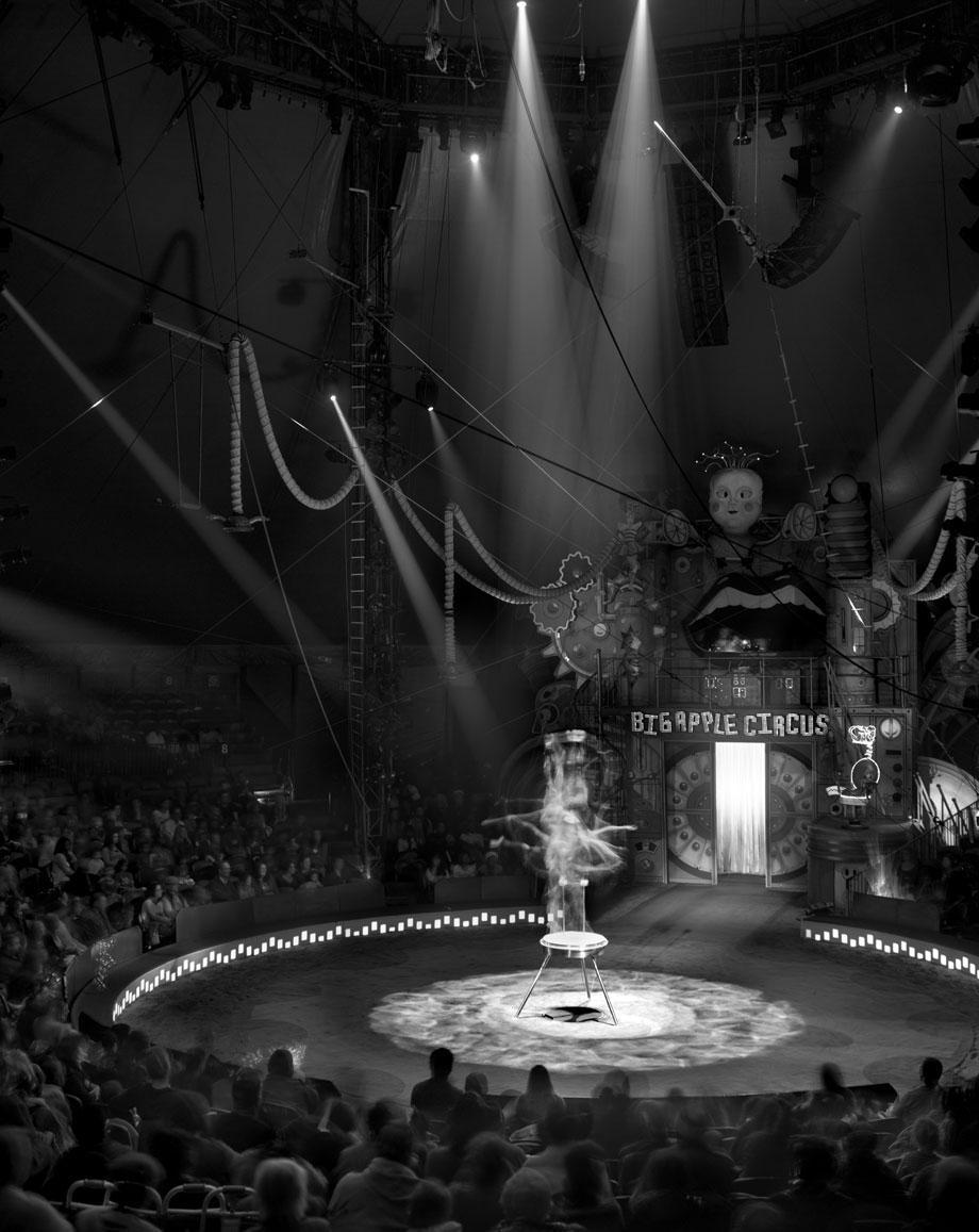  Contortionist, Big Apple Circus, 2011